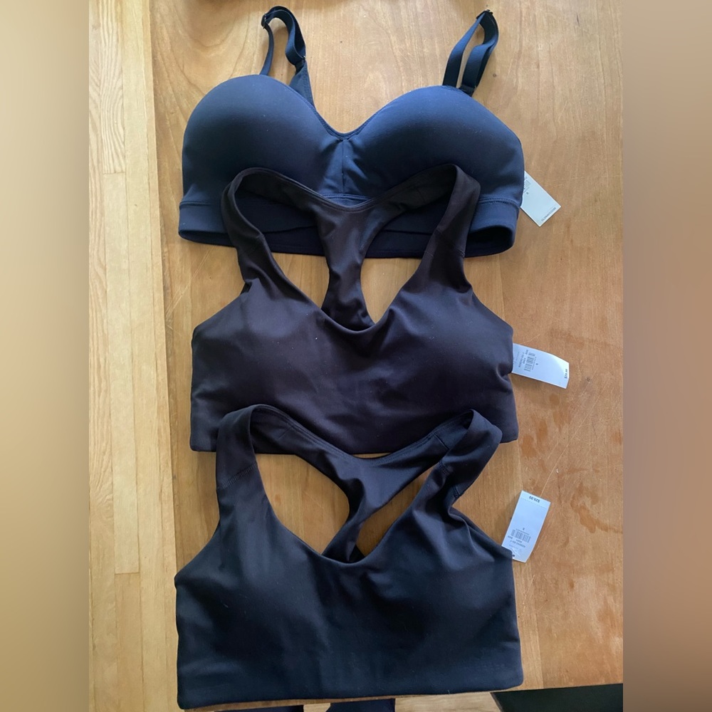 NWT Old Navy sports bras